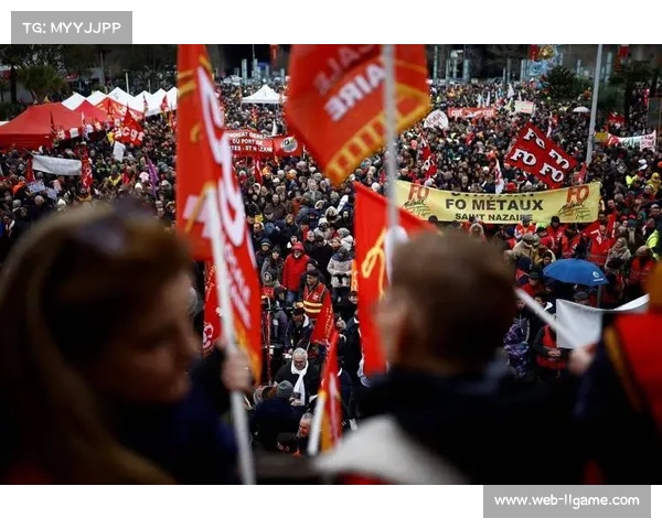 马赛0-2南特，费尔梅伦、纳迪尔染红，帕瓦尔送点